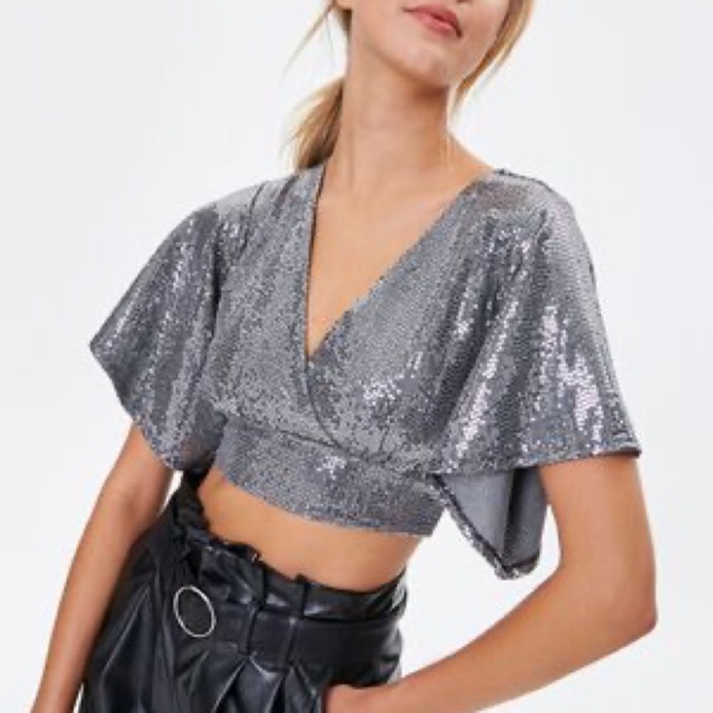 Forever 21 Silver sparkly crop top with flare sleeves